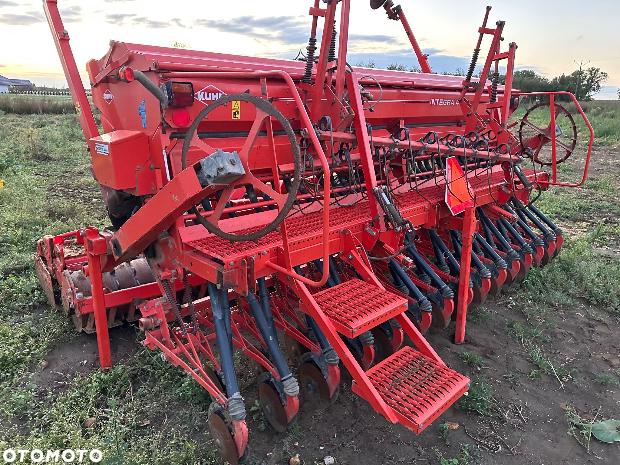 Kuhn Agregat uprawowo siewny siewnik Kuhn integra 400 wirówka hr 4003 - 1