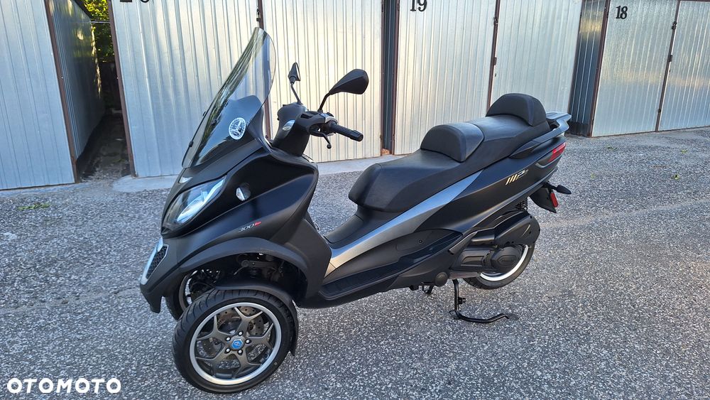 Piaggio MP-3 - 2