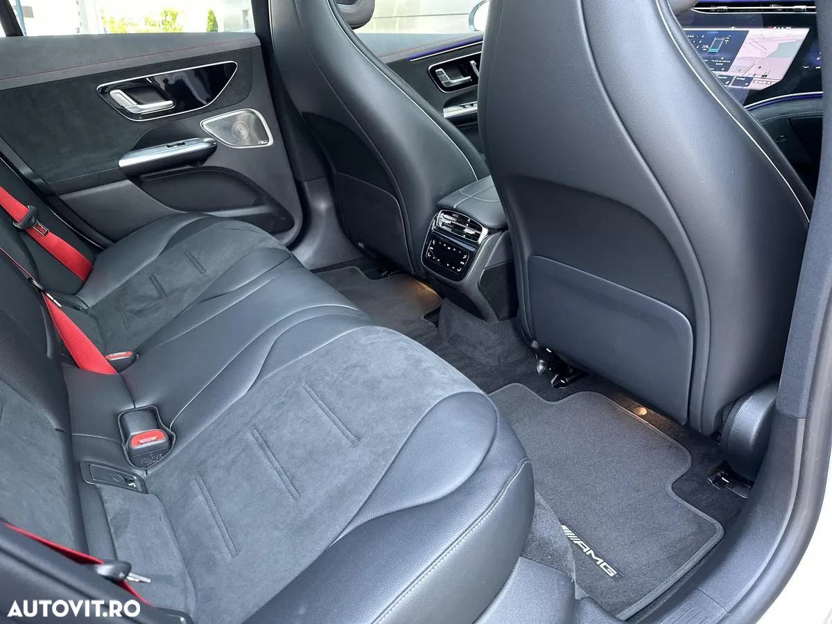 Mercedes-Benz EQE AMG 43 4MATIC - 15