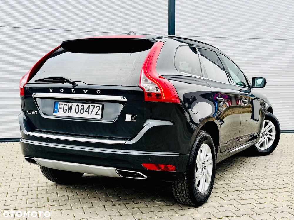 Volvo XC 60 D3 Geartronic Momentum - 23