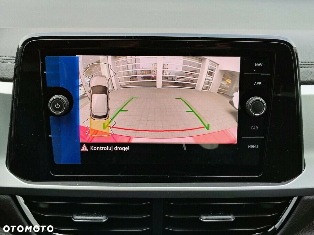 Volkswagen T-Roc - 17