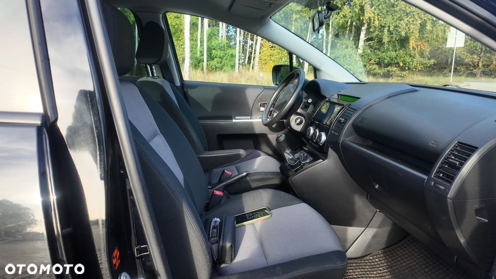 Mazda 5 2.0 Sport - 16