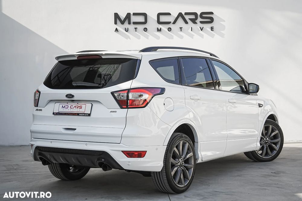 Ford Kuga 2.0 TDCi 4x4 Aut. ST-Line - 4