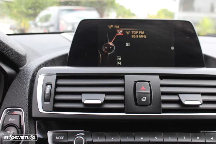 BMW 116 d Pack M - 17