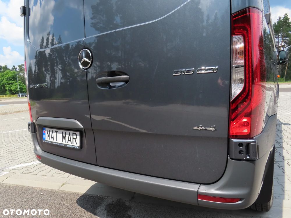 Mercedes-Benz Sprinter 4x4 319 CDI V6 3.0 CDI 190 KM Automat 7G-Tronic Chłodnia -30*C Agregat Chłodniczy Rozstaw Osi 3665 mm Ładowność 1067 Kg WZMACNIANY Przebieg 10 Tys Km Jedyny Taki UNIKAT Stan NOWY Jak Z Fabryki POLECAM - 13