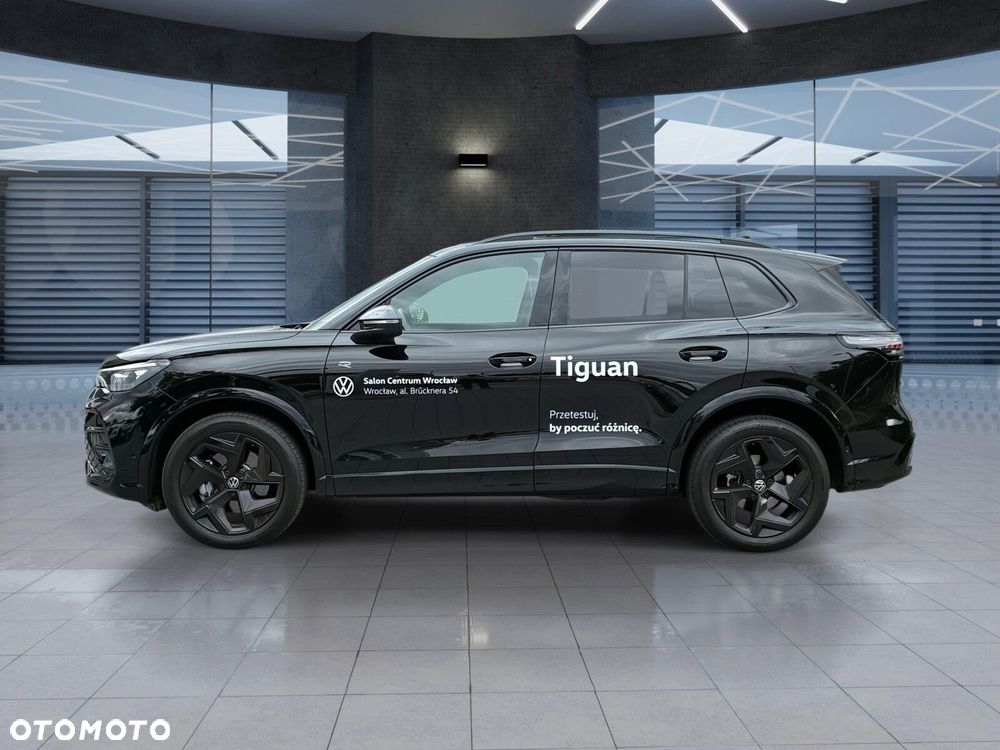 Volkswagen Tiguan - 12
