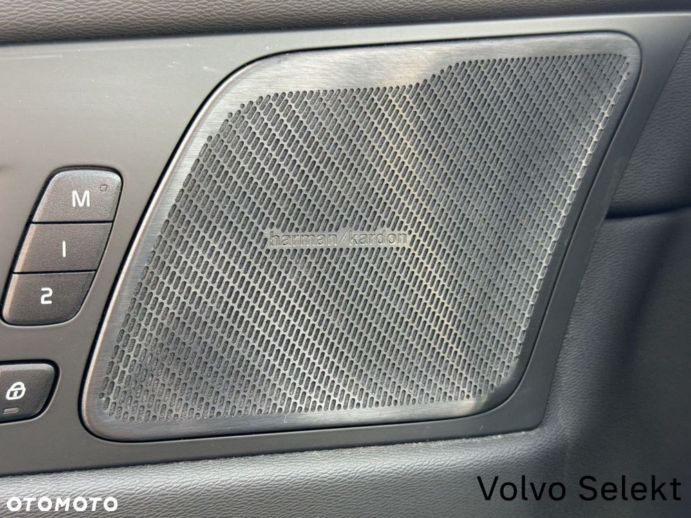 Volvo XC 60 - 30