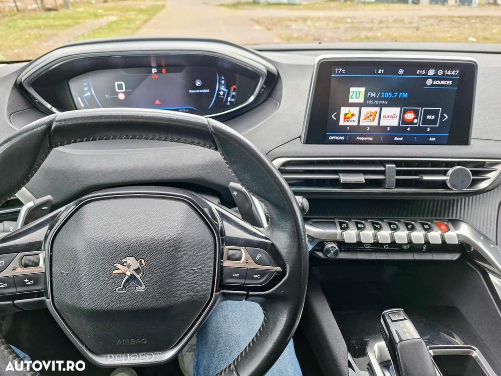 Peugeot 3008 - 8