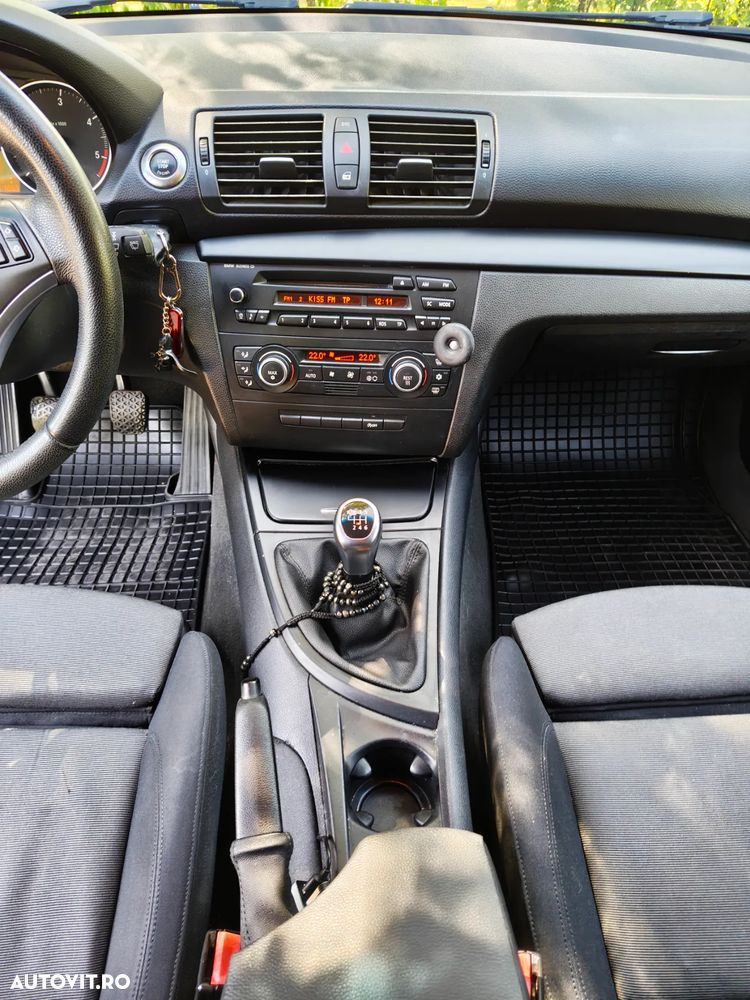 BMW Seria 1 120d - 8