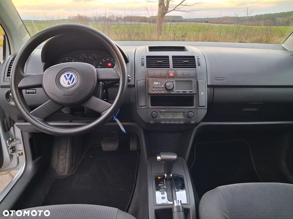 Volkswagen Polo 1.4 Automatik Trendline - 11
