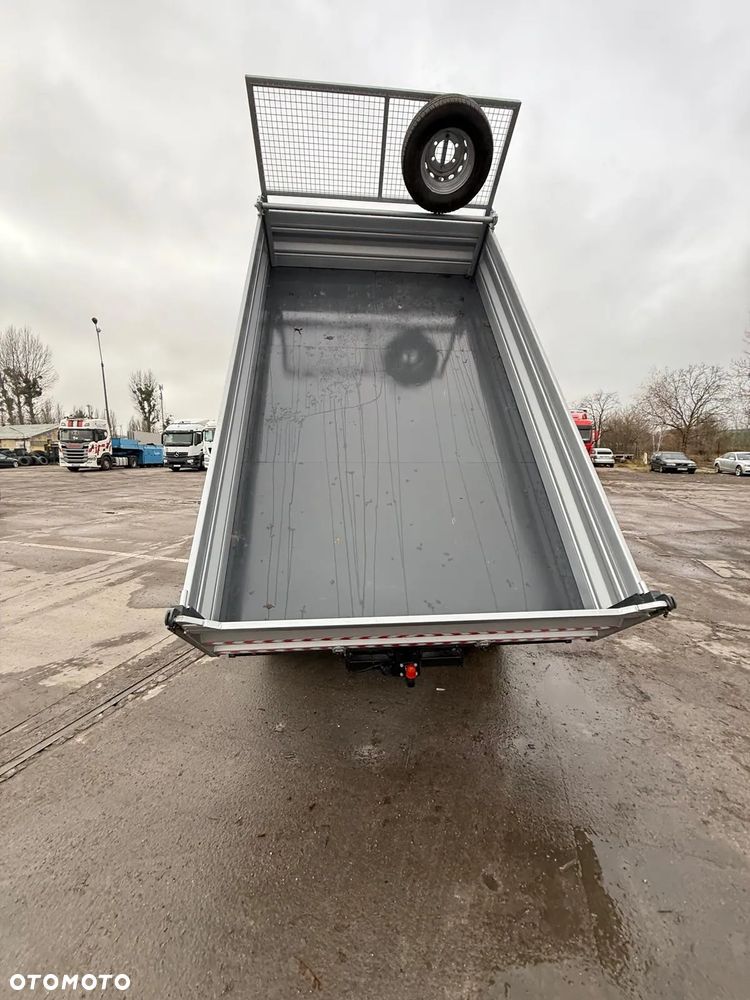 Iveco Daily Wywrotka Kiper - 33