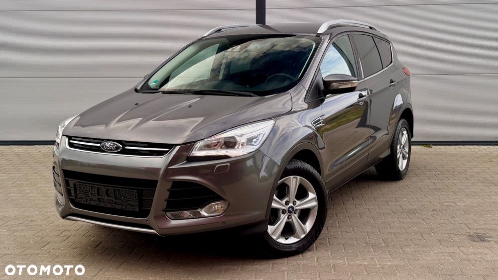 Ford Kuga 1.6 EcoBoost 2x4 Titanium - 16