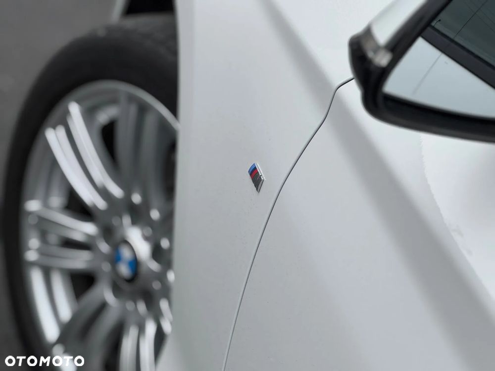 BMW Seria 1 118i Edition M Sport Shadow - 23