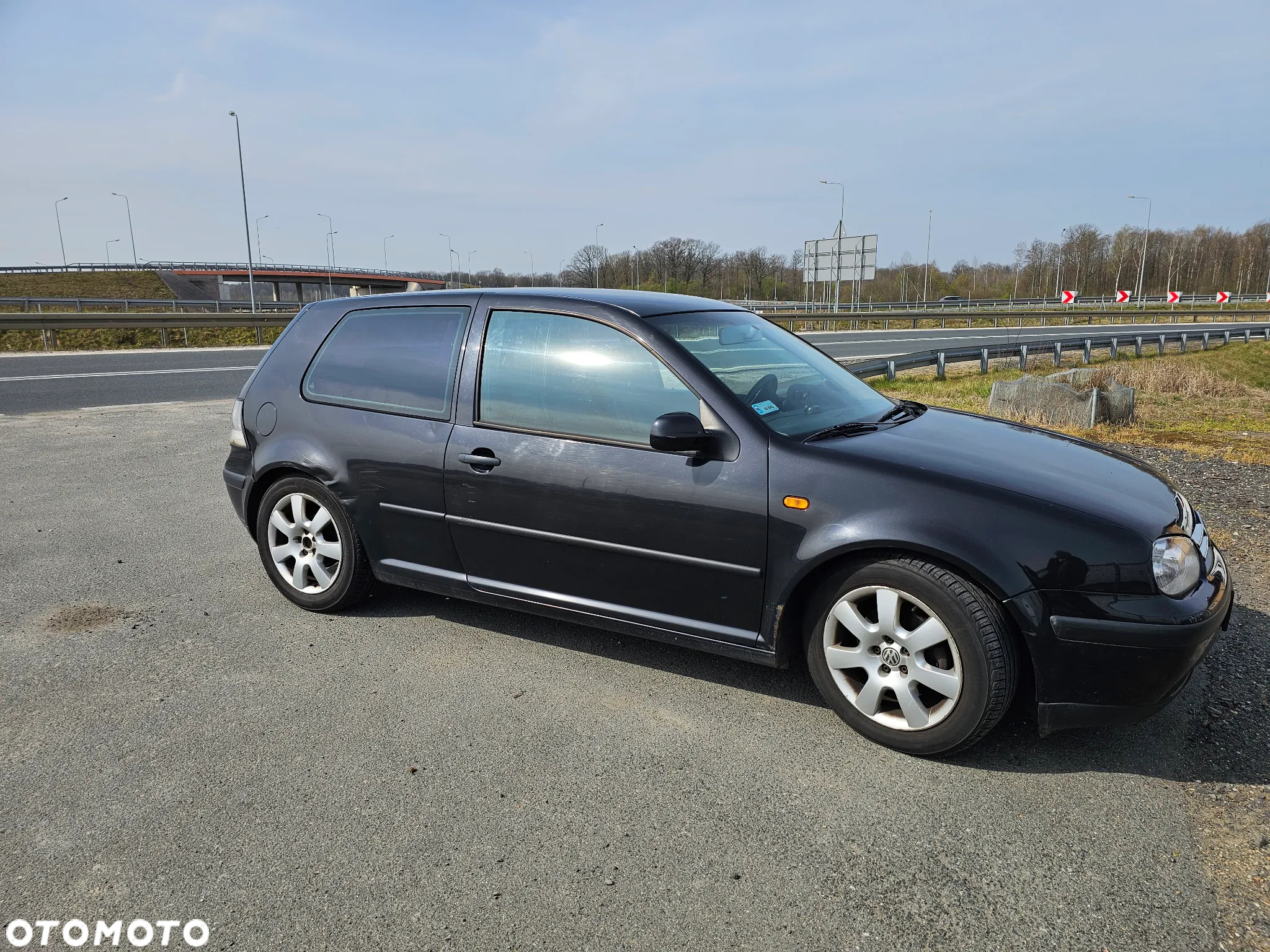 Volkswagen Golf - 2