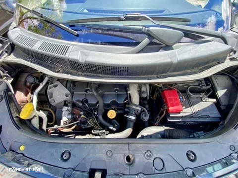 Renault Grand Scénic 1.9 dCi C. Authenti. - 15