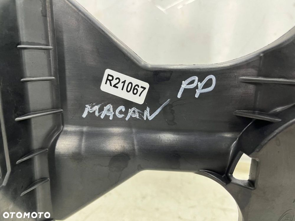 Ślizg Porsche Macan I 95b 14-18r. PRAWE przednie mocowanie reflektora wspornik pasa pod lampę - 4