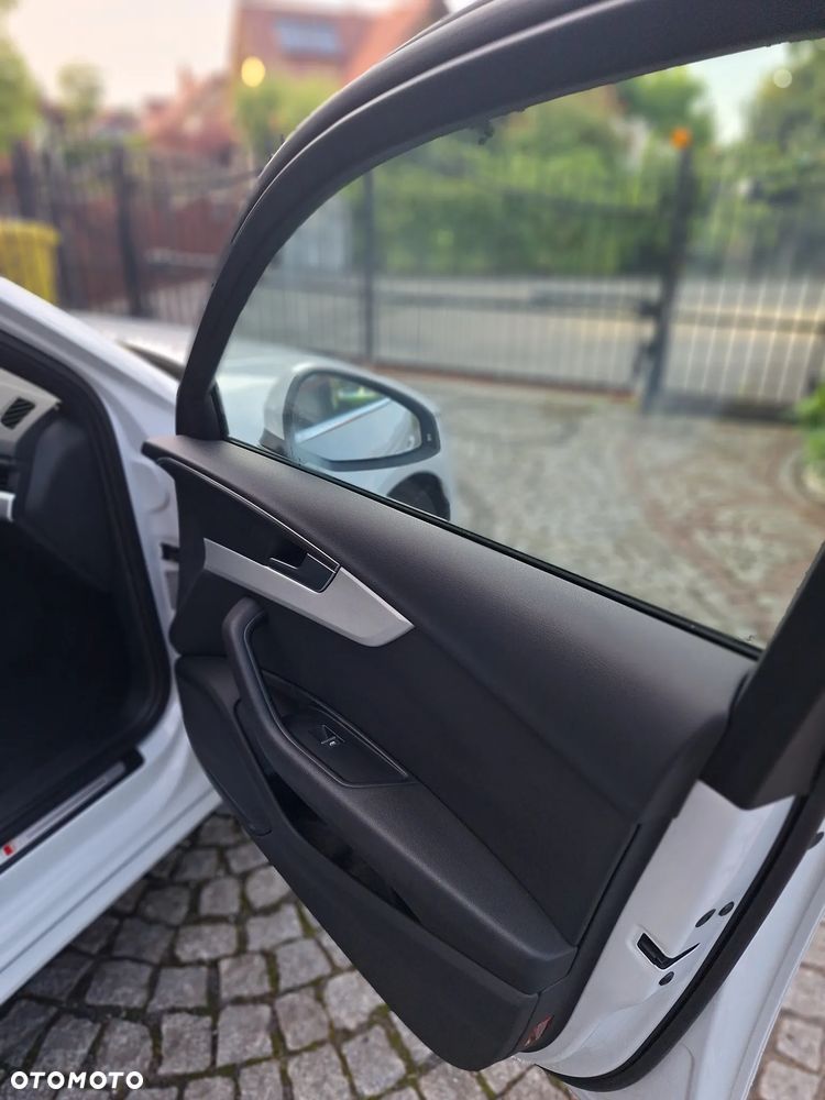 Audi A4 Avant 2.0 TDI - 18