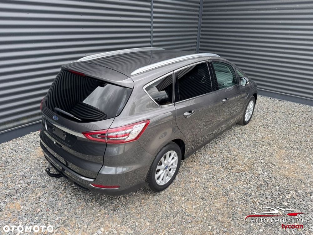 Ford S-Max - 36