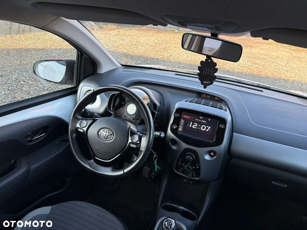 Toyota Aygo 1.0 VVT-i Color Edition - 23