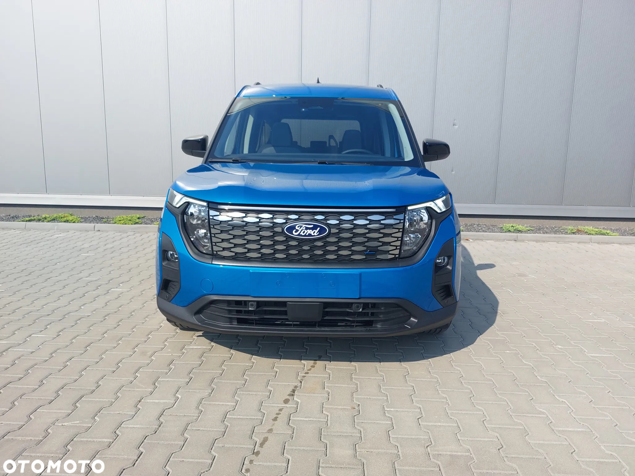 Ford Tourneo Courier 43kWh Titanium - 2