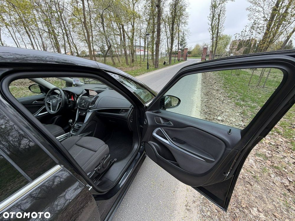Opel Zafira - 29
