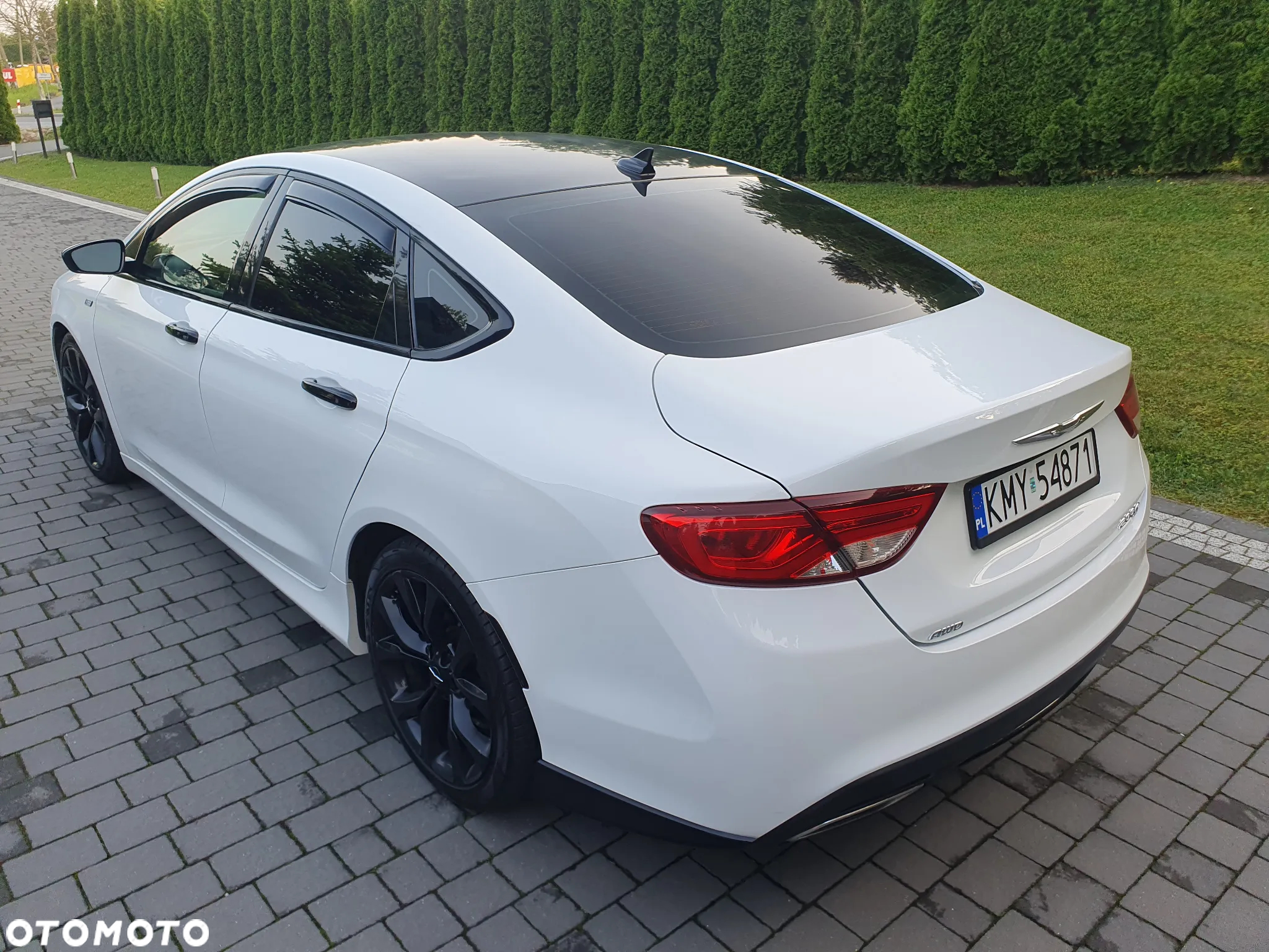 Chrysler 200 - 16