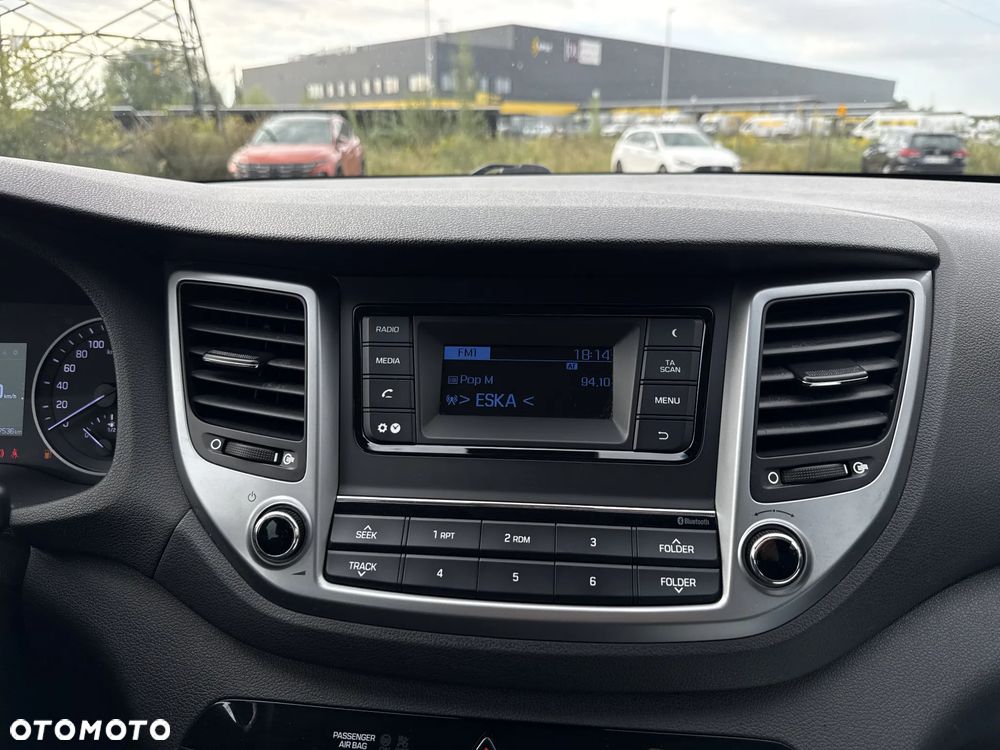 Hyundai Tucson 1.6 GDI BlueDrive Comfort 2WD - 25