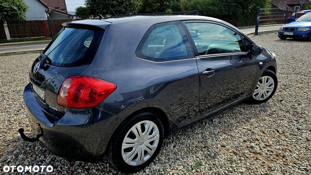 Toyota Auris - 3