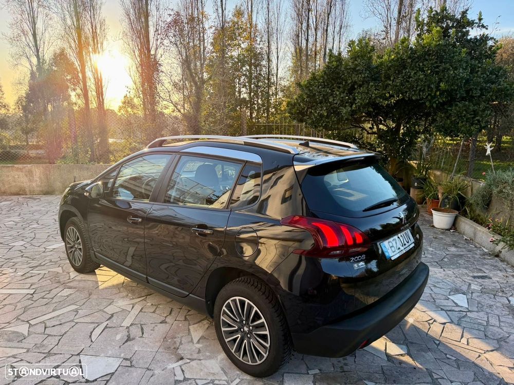 Peugeot 2008 1.2 PureTech Active - 4