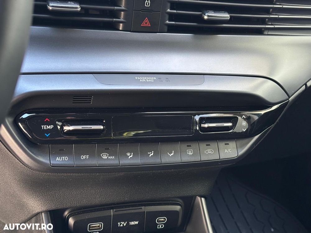 Hyundai i20 - 18