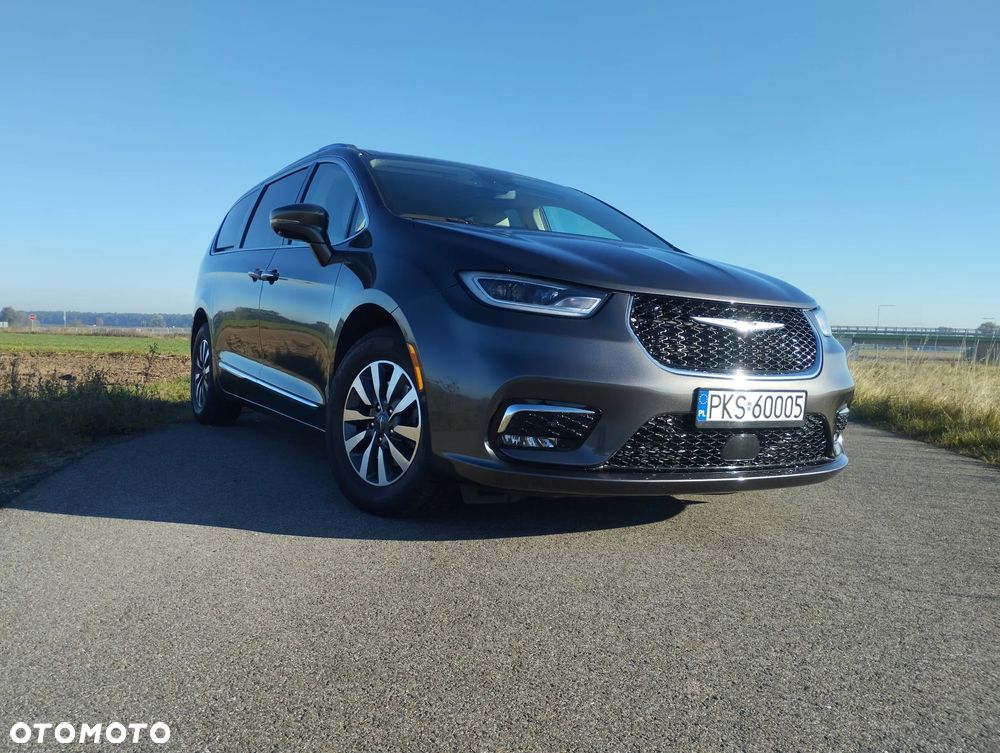 Chrysler Pacifica - 9