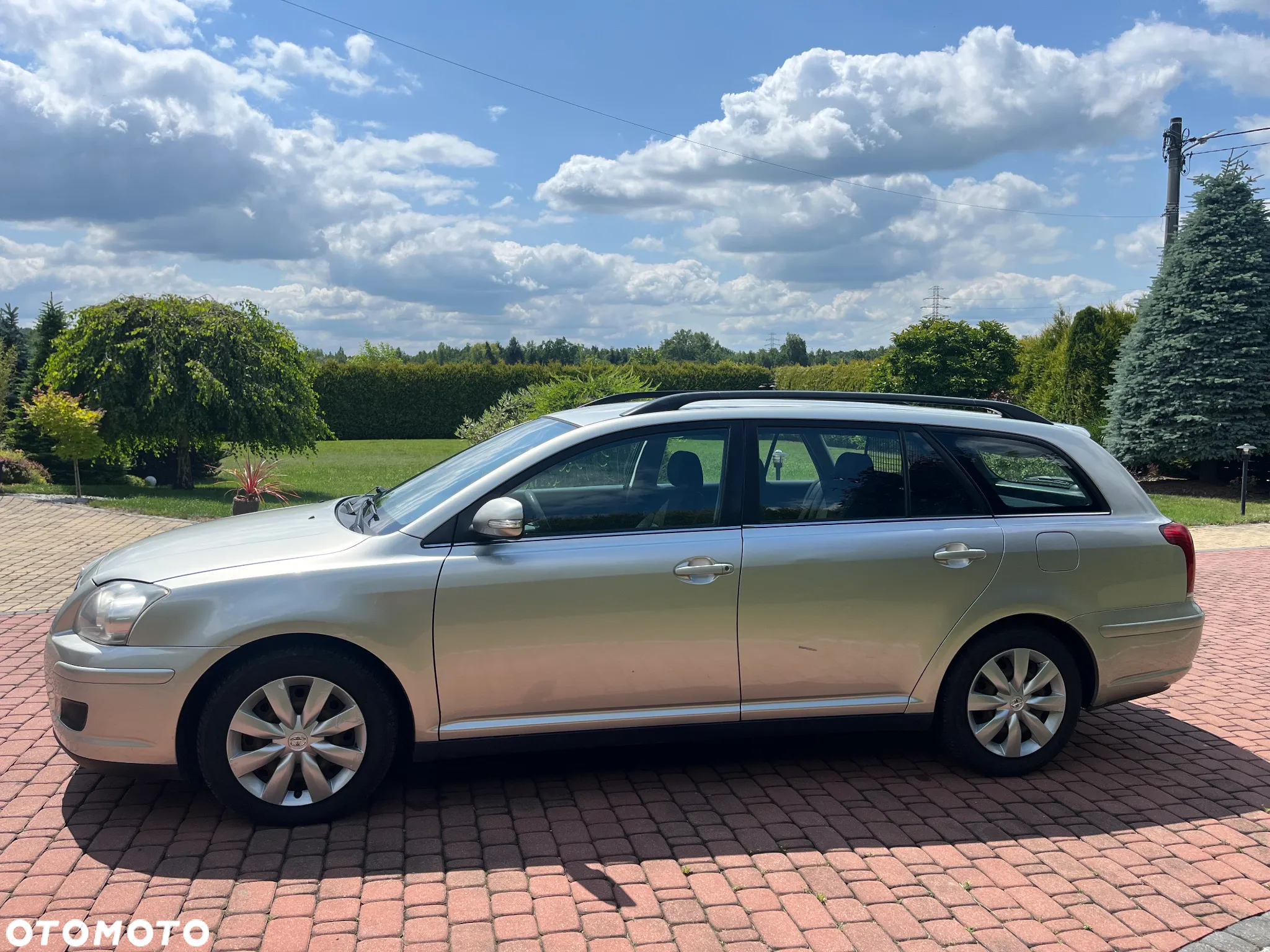 Toyota Avensis 2.0 D-4D Combi - 4