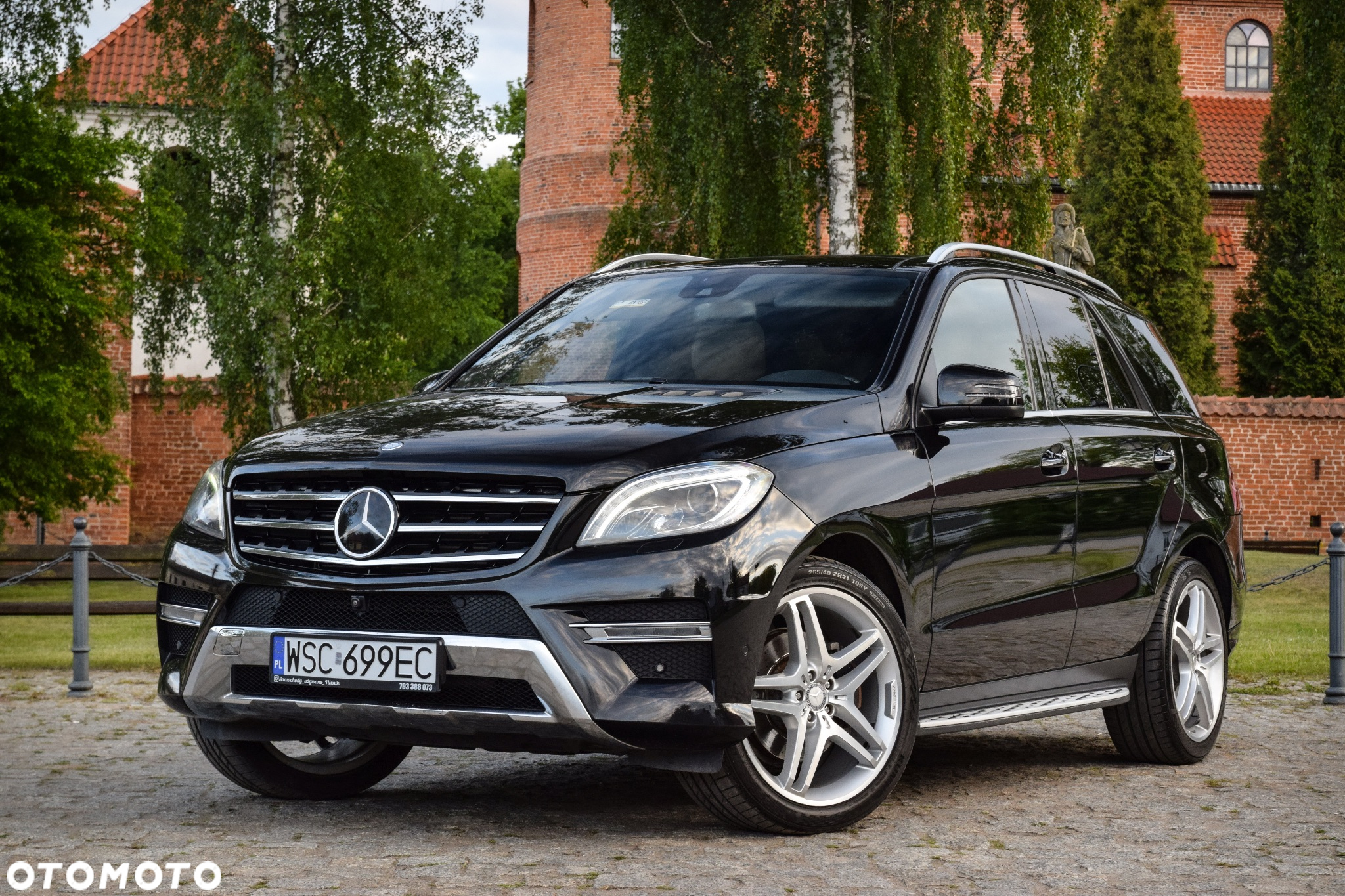 Mercedes-Benz ML 350 BlueTec 4-Matic - 4