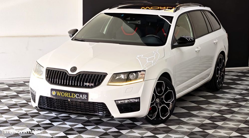 Skoda Octavia 2.0 TDI DSG RS - 2