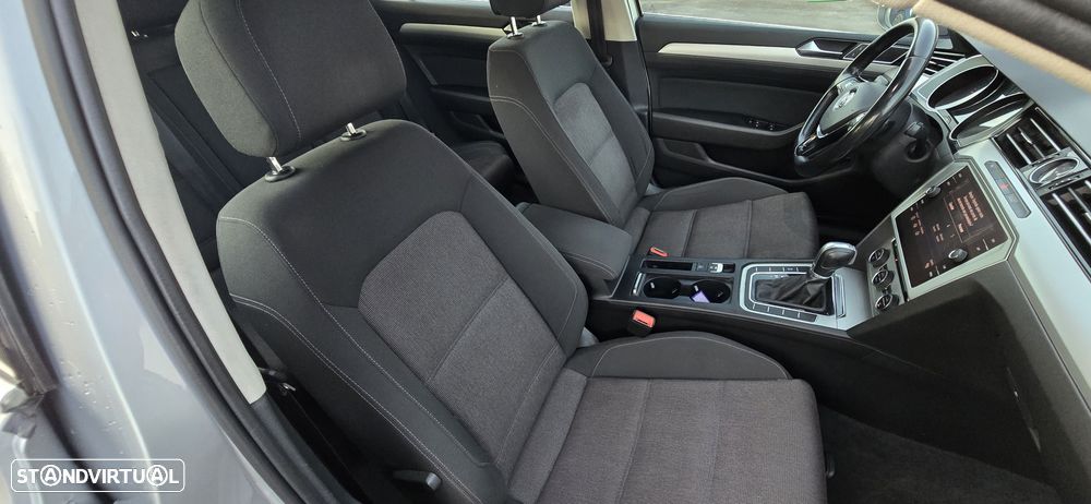 VW Passat Variant 2.0 TDi Business Package DSG - 14