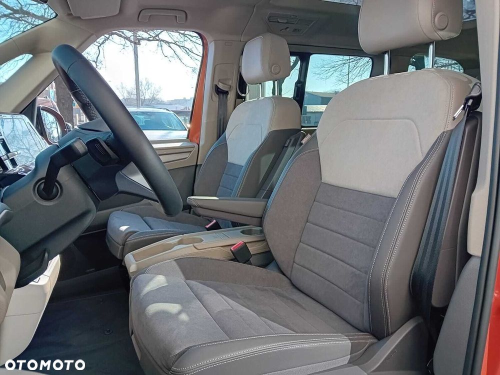 Volkswagen Multivan - 8