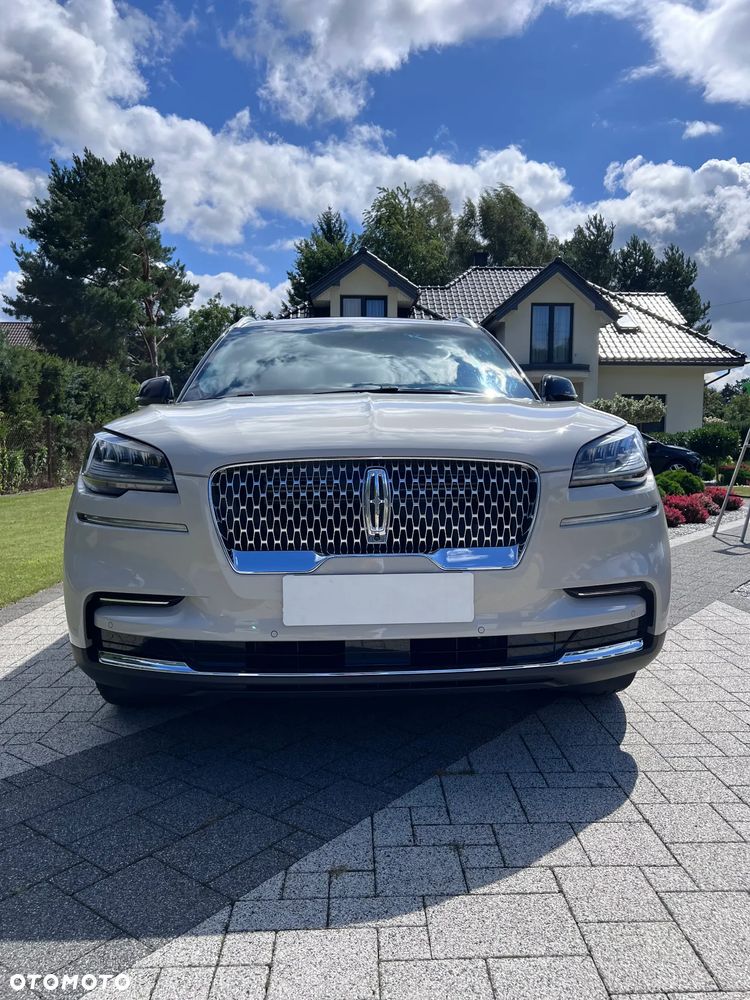 Lincoln Aviator - 12