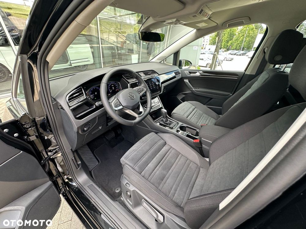 Volkswagen Touran 1.5 TSI EVO Highline DSG - 11