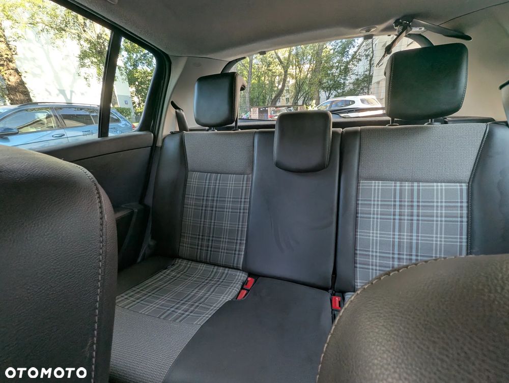 Renault Clio - 12