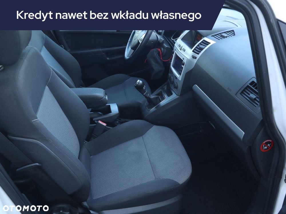 Opel Zafira - 11