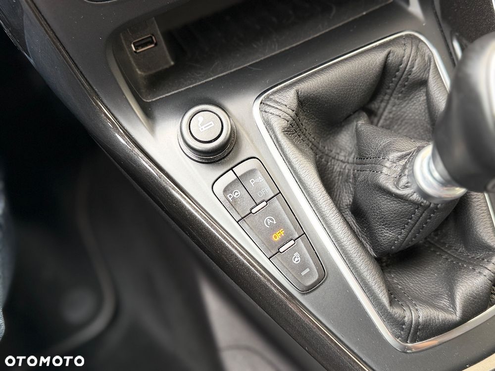 Ford Focus 1.5 EcoBoost STart-Stopp-System TITANIUM - 29
