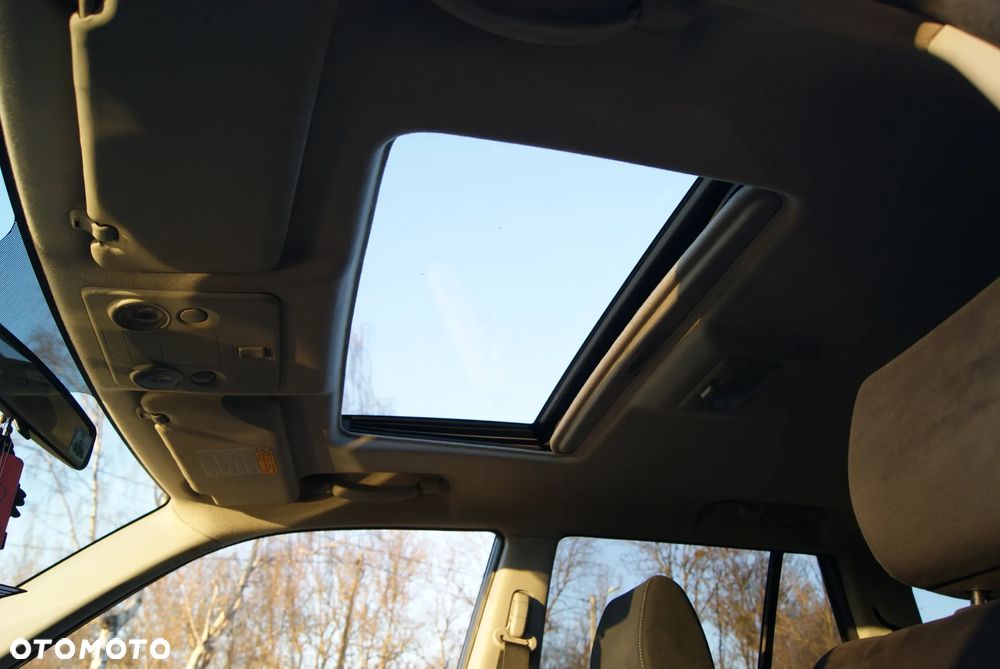 Suzuki Grand Vitara 1.9 DDiS Comfort DPF Limited - 17