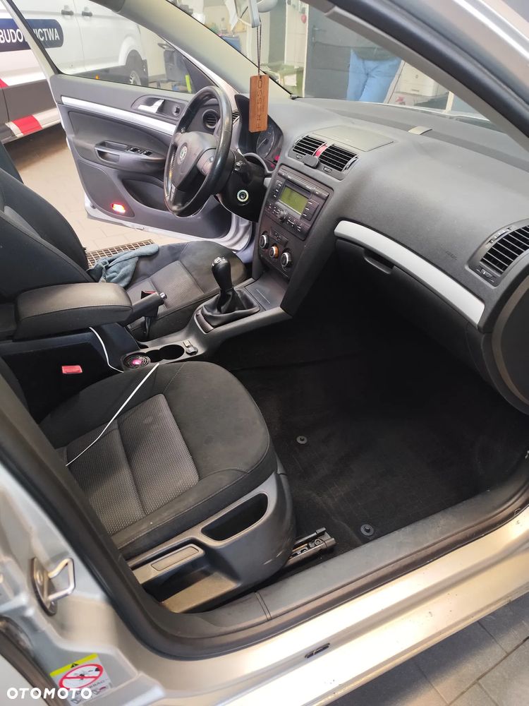 Skoda Octavia 1.9 TDI Ambiente - 6