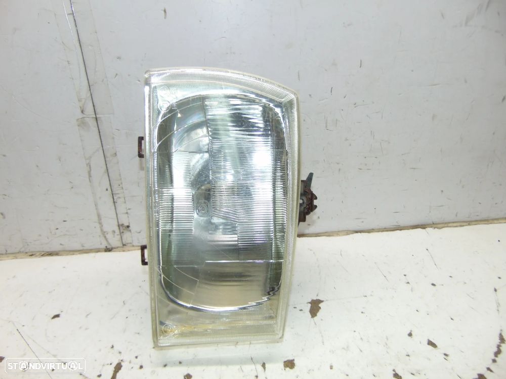 Peugeot 304 farol - 6