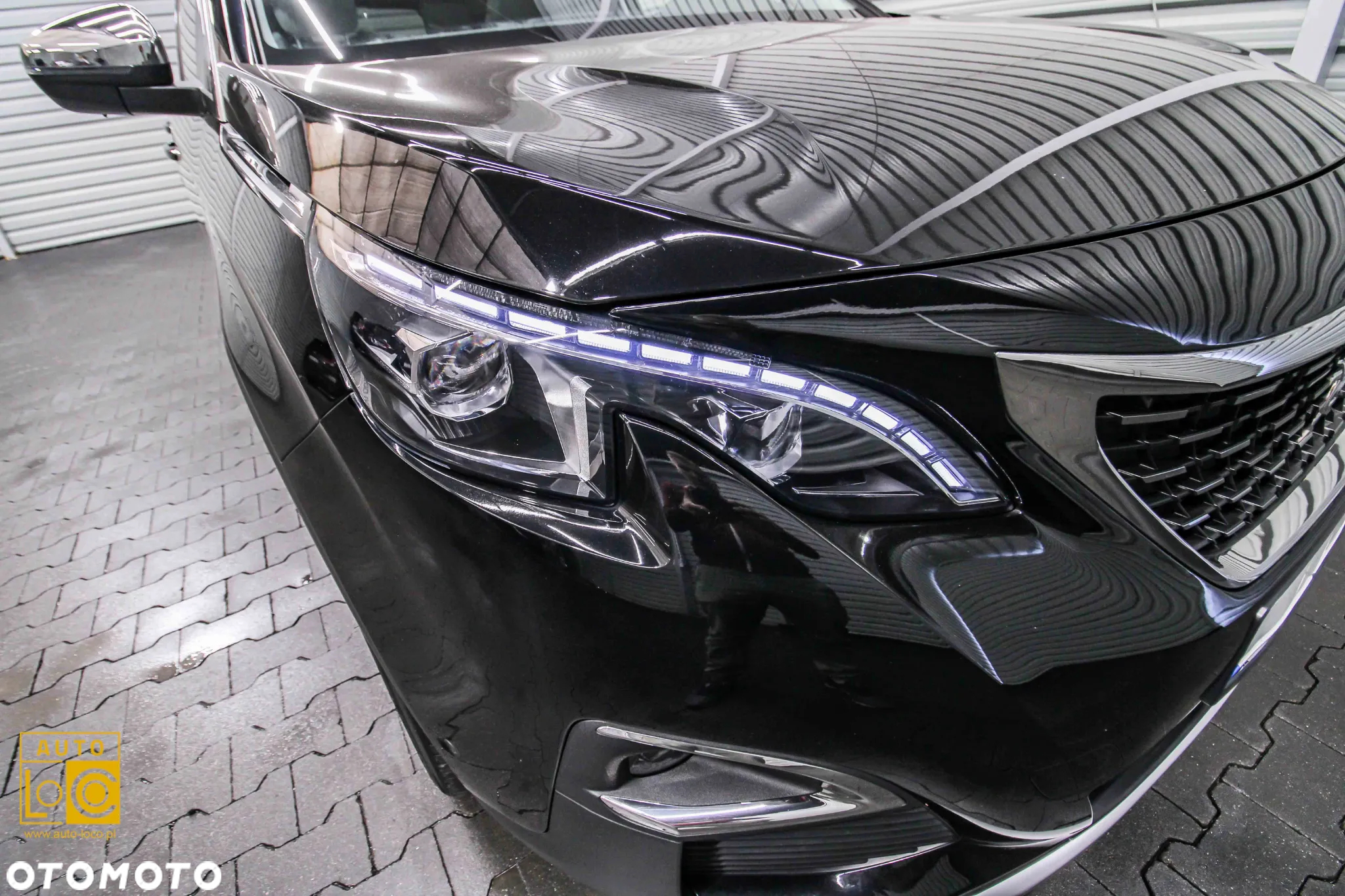 Peugeot 3008 1.2 PureTech Allure S&S - 34