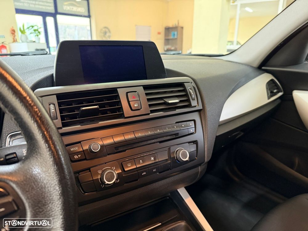 BMW 116 d EDynamics Line Sport - 24