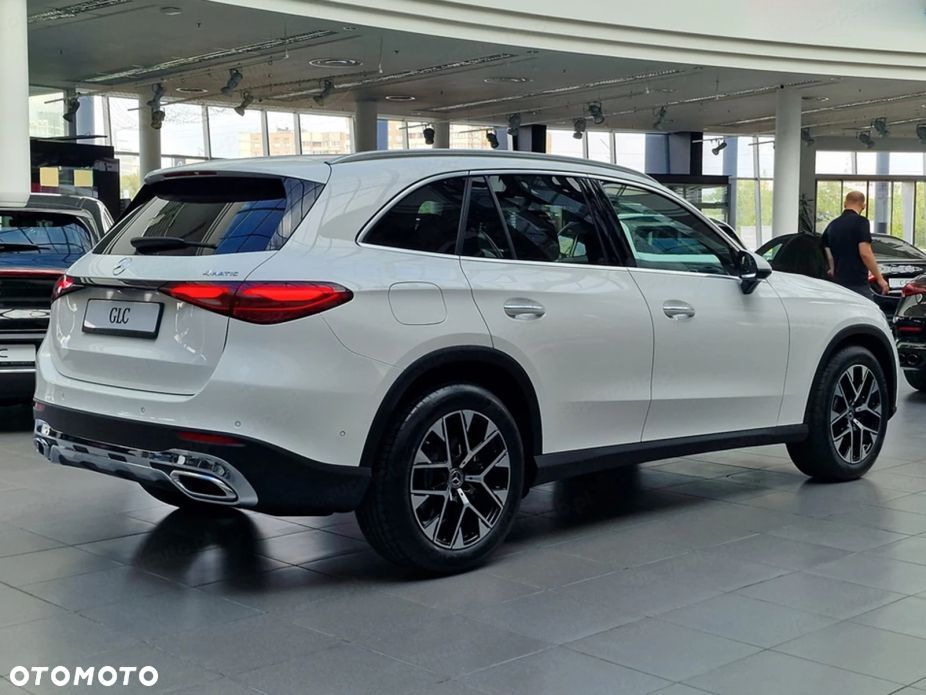 Mercedes-Benz GLC - 8