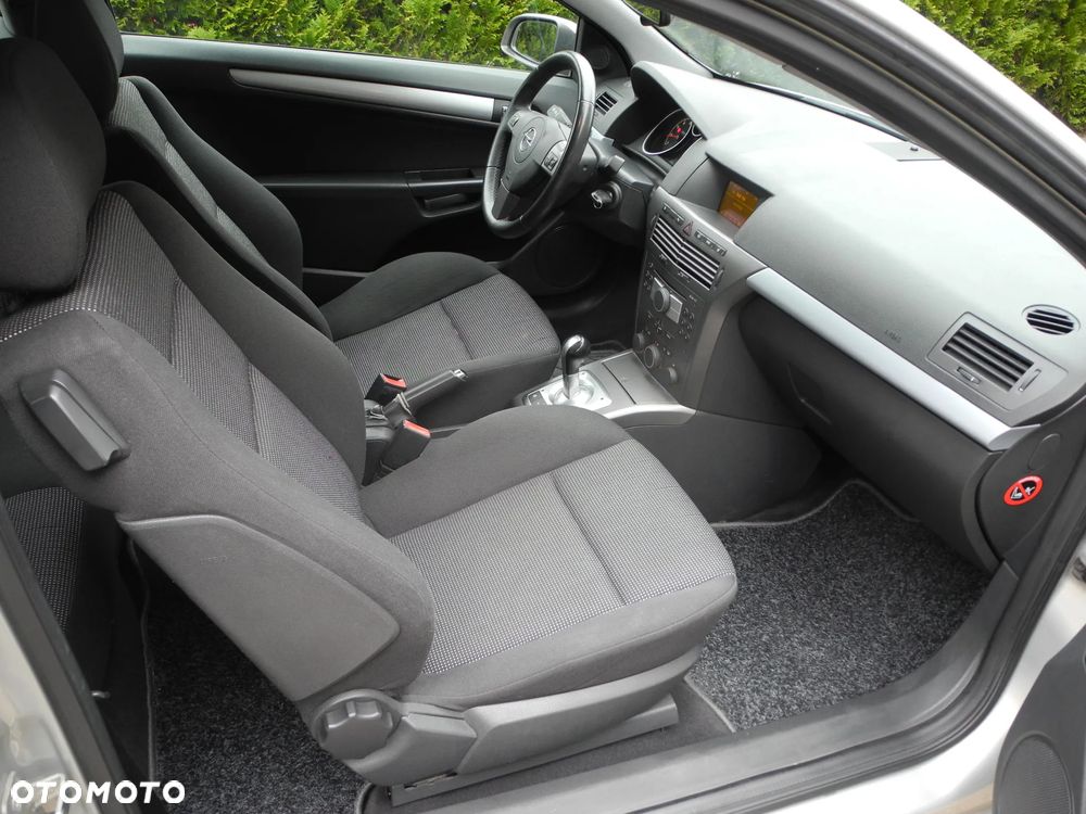 Opel Astra - 17