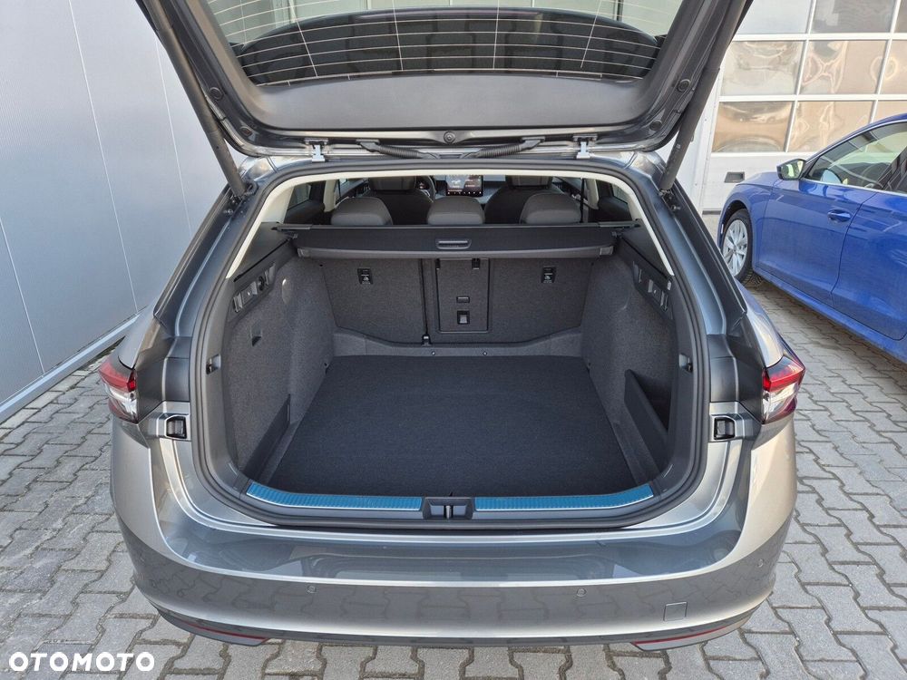 Skoda Superb 2.0 TDI SCR 4x4 Edition 130 DSG - 21