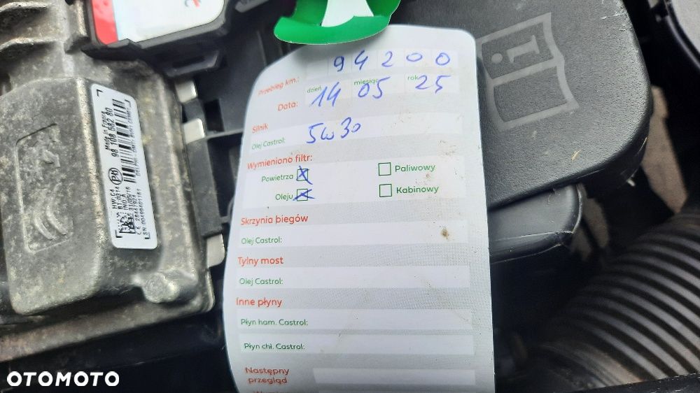 Peugeot 2008 1.2 Pure Tech Allure S&S - 18